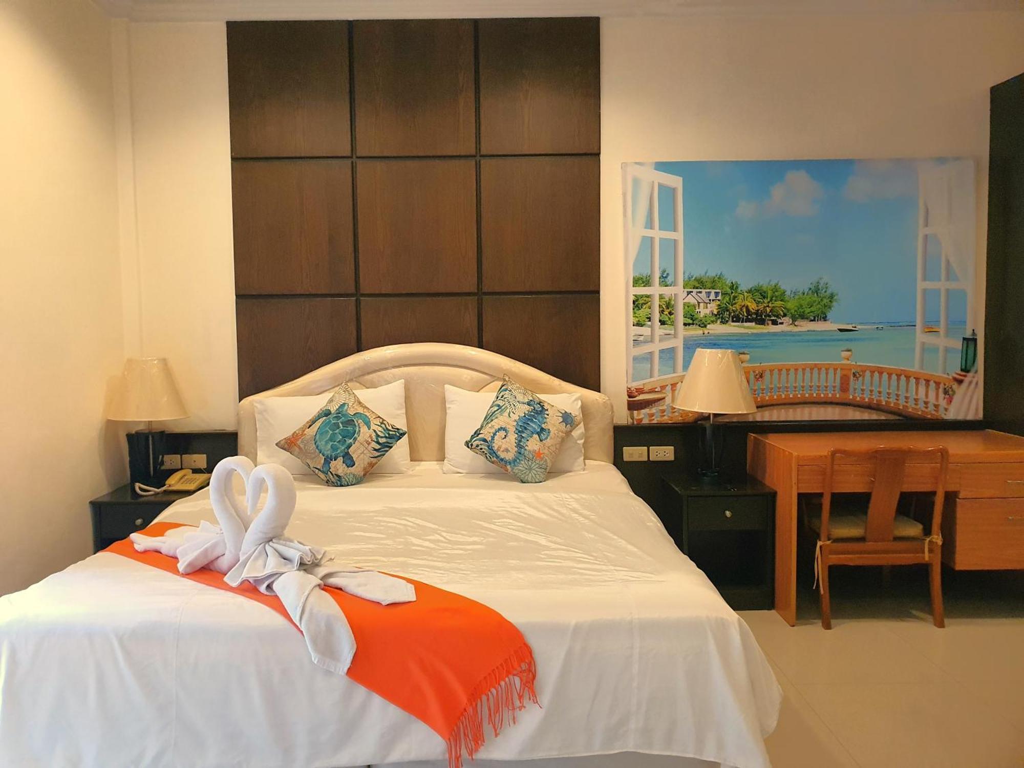 Serene Sands Hotel Bang Lamung Quarto foto